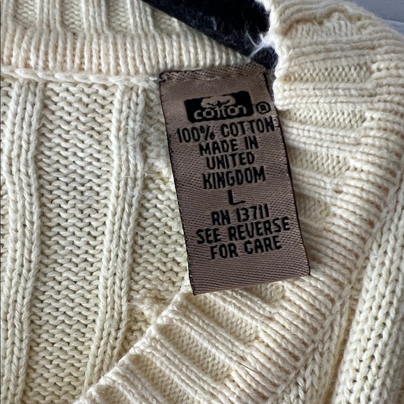 Lord & Taylor 100% Cotton Cable Knit Sweater Yellow Large Preppy EUC Made in UK - Picture 4 of 7